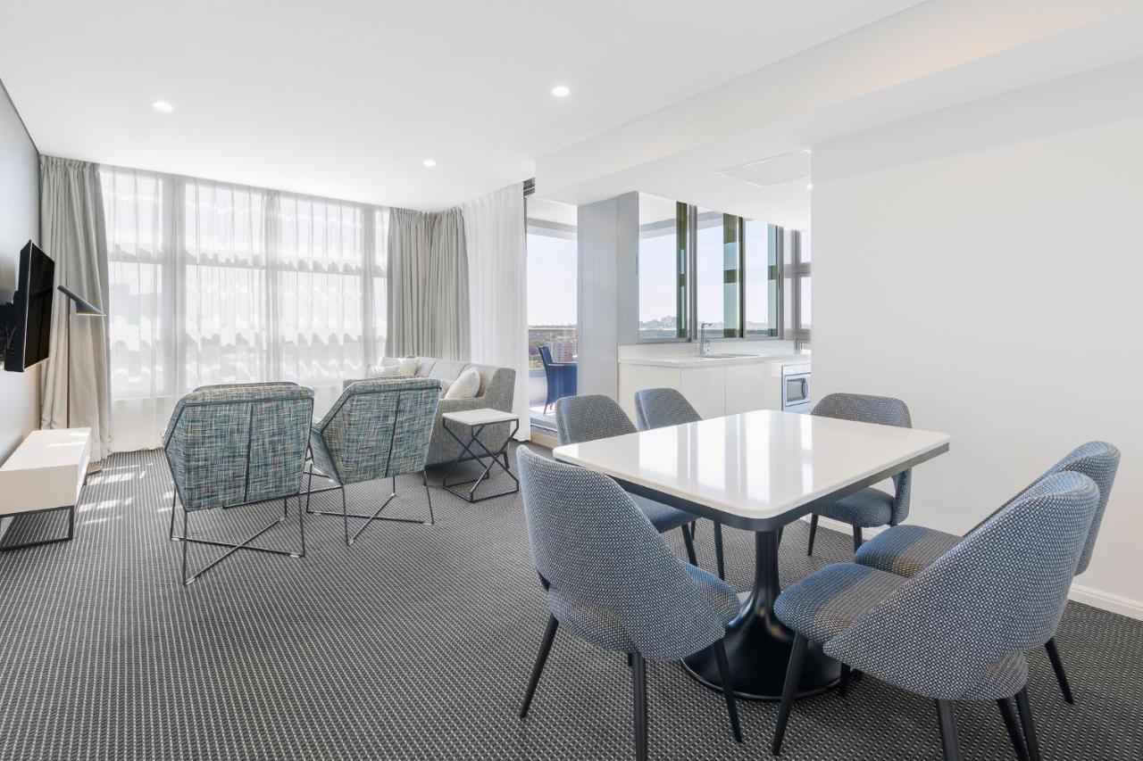 เมอริตัน สวีท เซตแลนด์ Aparthotel ซิดนีย์ ภายนอก รูปภาพ The Club at The Standard East Village