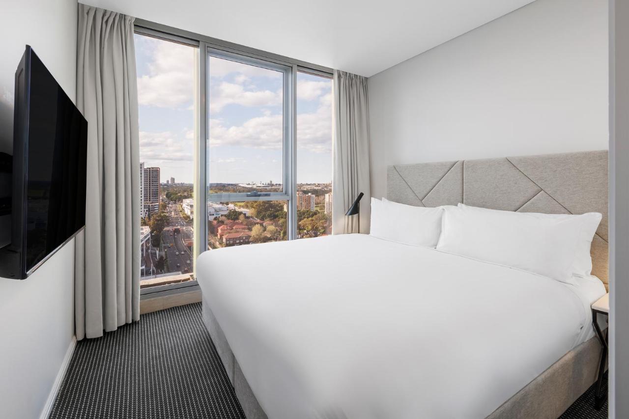 เมอริตัน สวีท เซตแลนด์ Aparthotel ซิดนีย์ ภายนอก รูปภาพ A bedroom at the hotel
