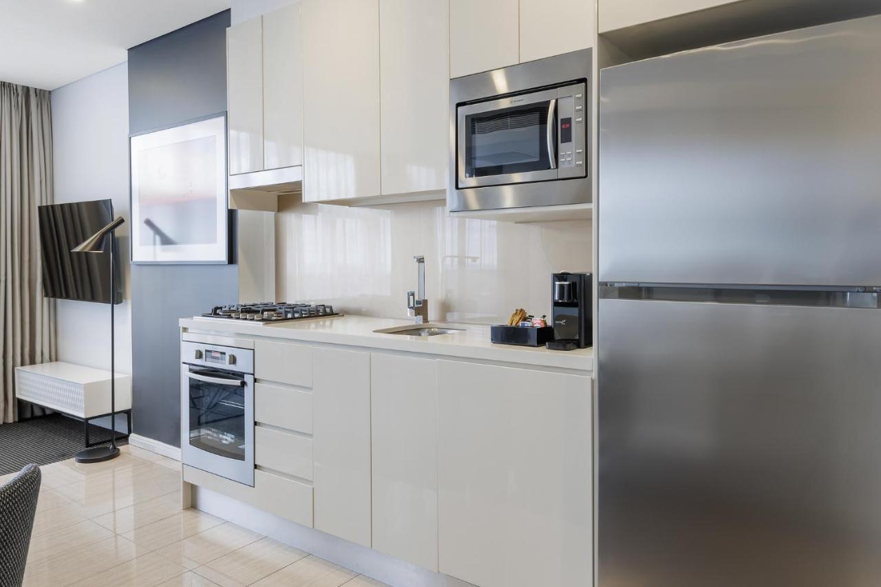 เมอริตัน สวีท เซตแลนด์ Aparthotel ซิดนีย์ ภายนอก รูปภาพ A typical kitchen