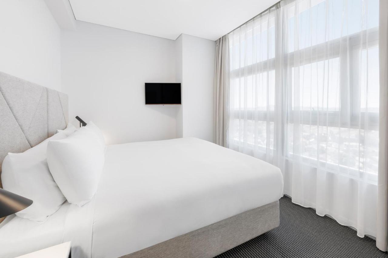 เมอริตัน สวีท เซตแลนด์ Aparthotel ซิดนีย์ ภายนอก รูปภาพ A bedroom at the hotel