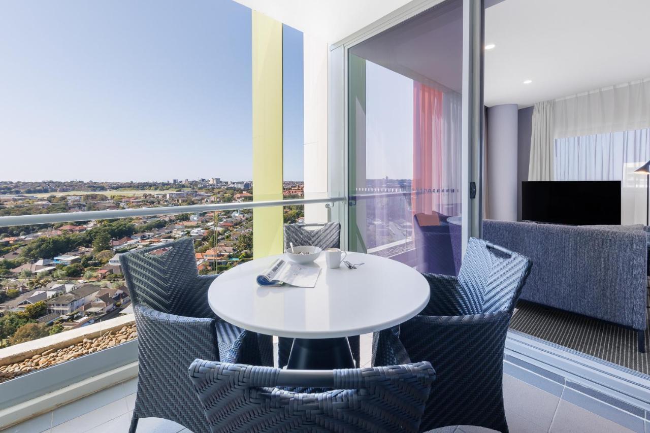 เมอริตัน สวีท เซตแลนด์ Aparthotel ซิดนีย์ ภายนอก รูปภาพ The apartment balcony