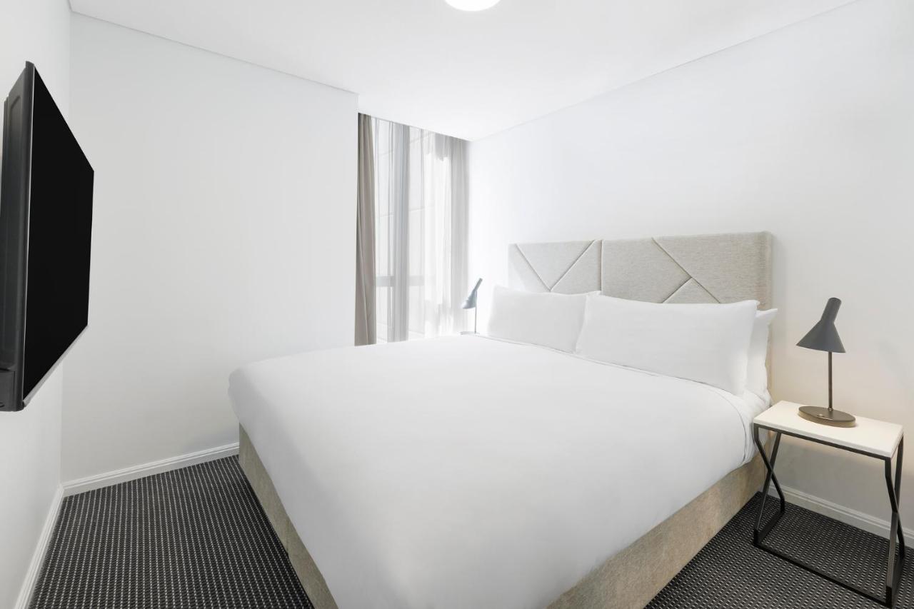 เมอริตัน สวีท เซตแลนด์ Aparthotel ซิดนีย์ ภายนอก รูปภาพ A bedroom at the hotel